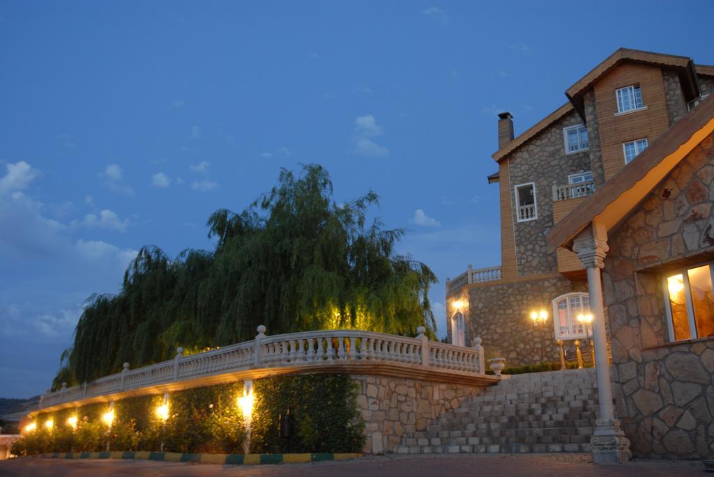 Hotel Le Palais Des Cerisiers Azrou Exterior foto