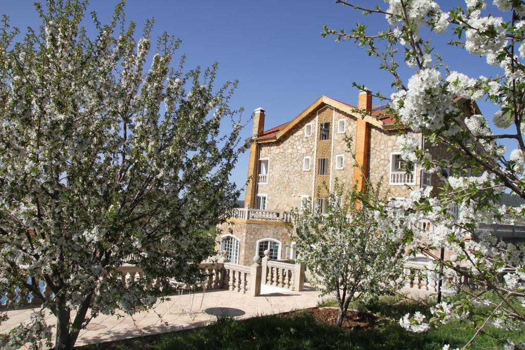 Hotel Le Palais Des Cerisiers Azrou Exterior foto
